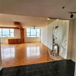 Picture of 4001 Hillcrest Dr # 4, Hollywood, FL 33021