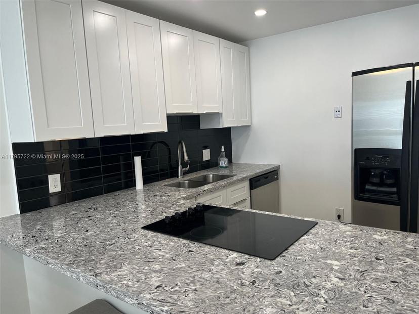 Picture of 860 NE 78Th St # 203, Miami FL 33138