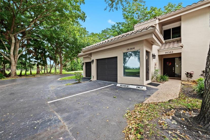 Picture of 16364 Malibu Dr # 40, Weston FL 33326