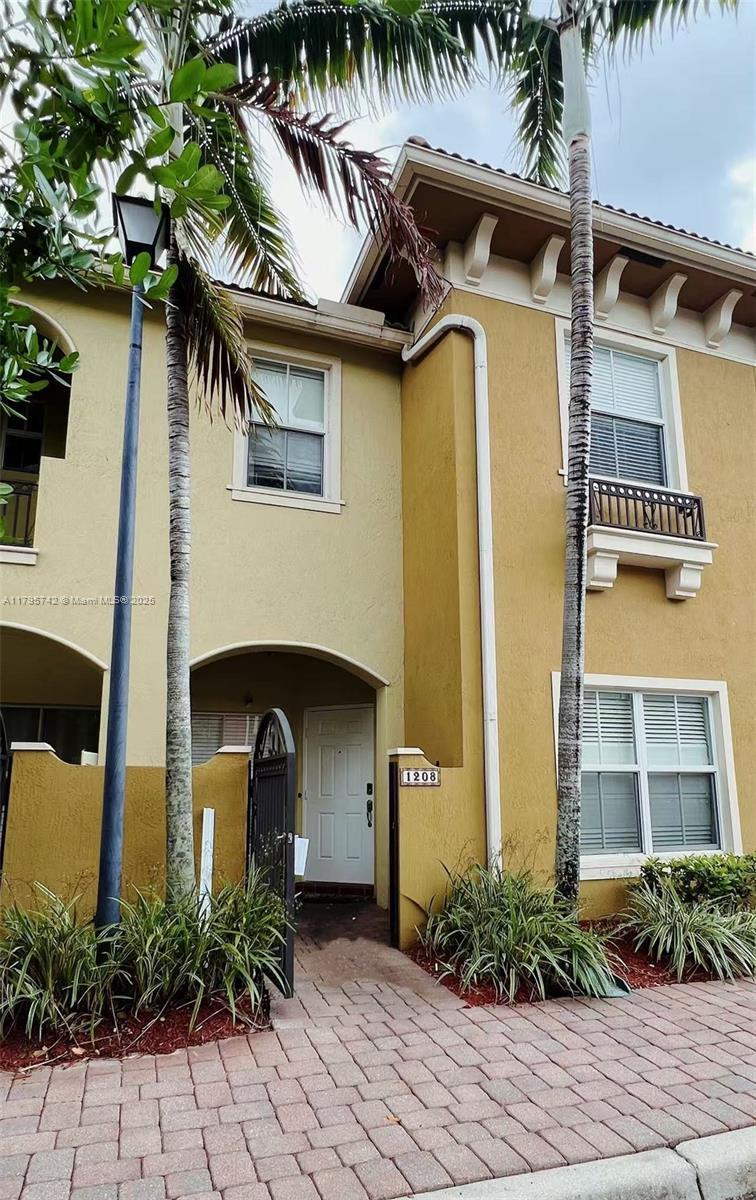Picture of 2851 W Prospect Rd # 1208, Tamarac, FL 33309