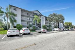 Picture of 900 SW 125Th Way # 312R, Pembroke Pines, FL 33027