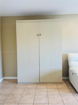 Picture of 1000 NE 14Th Ave # 508, Hallandale Beach, FL 33009
