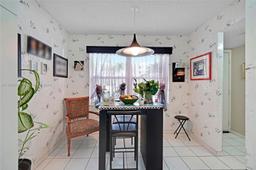 Picture of 10217 NW 24Th Pl # 107, Sunrise, FL 33322