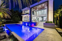 Picture of 441 N Hibiscus Dr, Miami Beach, FL 33139