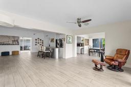 Picture of 5715 Bayberry Ln, Tamarac, FL 33319