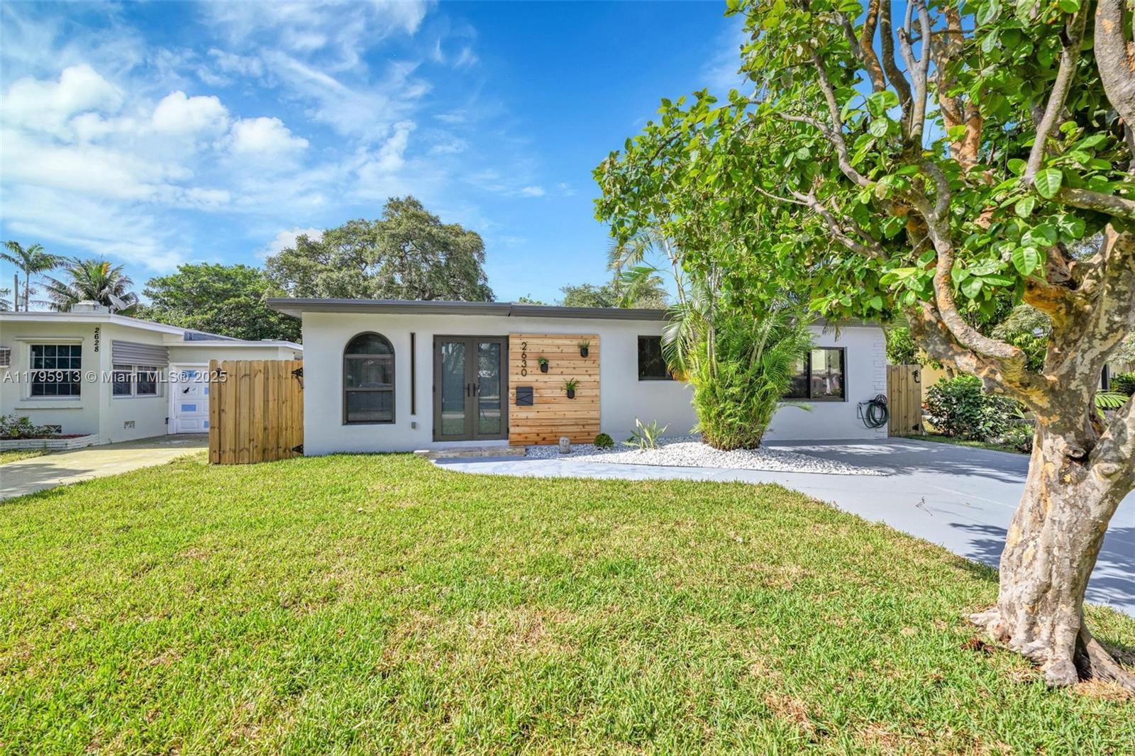 Picture of 2630 Mckinley St, Hollywood, FL 33020