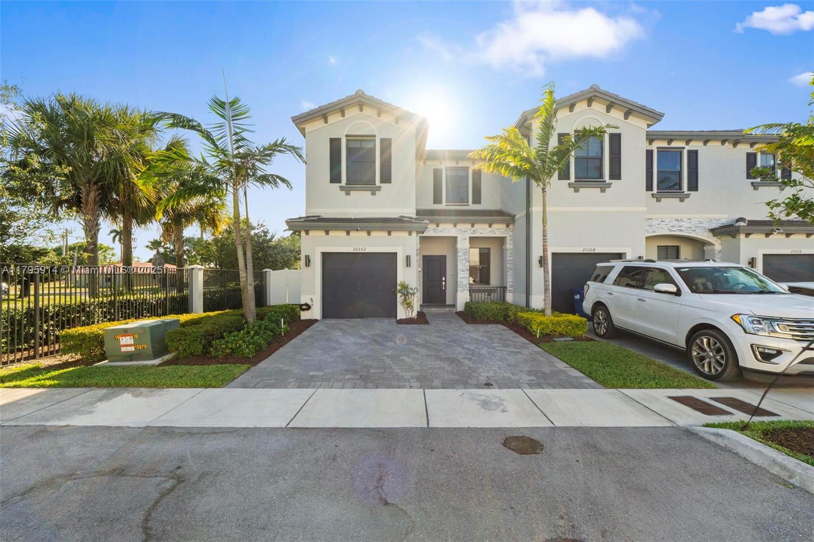Picture of 20302 NW 6Th Pl, Miami Gardens, FL 33169