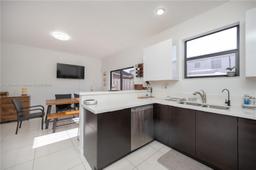 Picture of 8877 NW 103Rd Ave, Doral, FL 33178