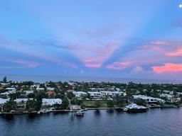 Picture of 20515 E Country Club Dr # 1646, Aventura, FL 33180