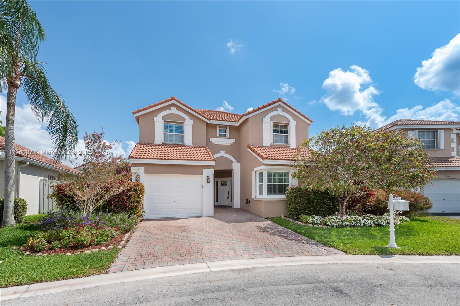 Picture of 504 Bedford Ave, Weston, FL 33326
