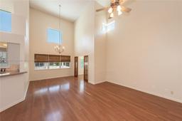 Picture of 504 Bedford Ave, Weston, FL 33326