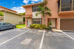 Picture of 9840 Hammocks Blvd # 45, Miami, FL 33196