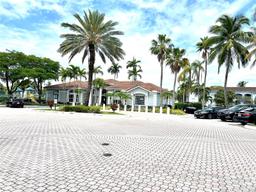 Picture of 150 NW 96Th Ave # 208, Pembroke Pines, FL 33024
