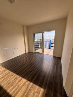 Picture of 3410 Coral Way # 01, Miami, FL 33145