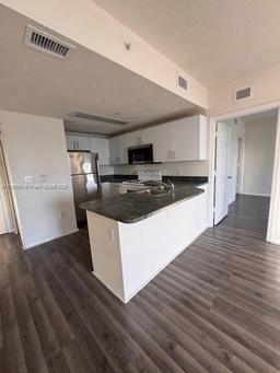 Picture of 3410 Coral Way # 01, Miami, FL 33145
