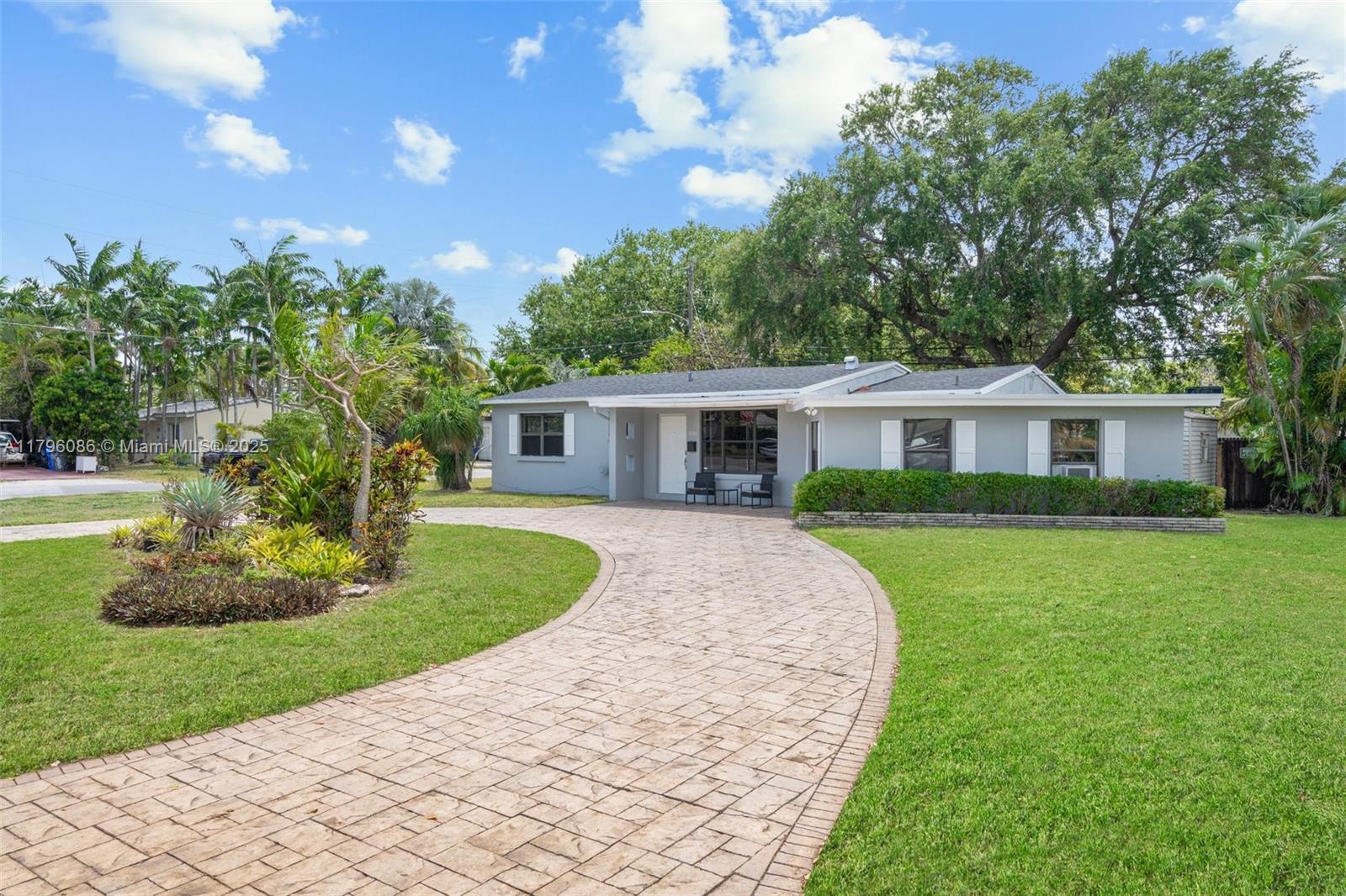 Picture of 1100 N 31St Ct, Hollywood, FL 33021
