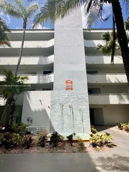 Picture of 8255 SW 152Nd Ave # 215, Miami, FL 33193