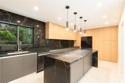 Picture of 2181 SW 20Th St, Miami, FL 33145
