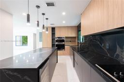 Picture of 2181 SW 20Th St, Miami, FL 33145