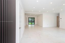 Picture of 2181 SW 20Th St, Miami, FL 33145