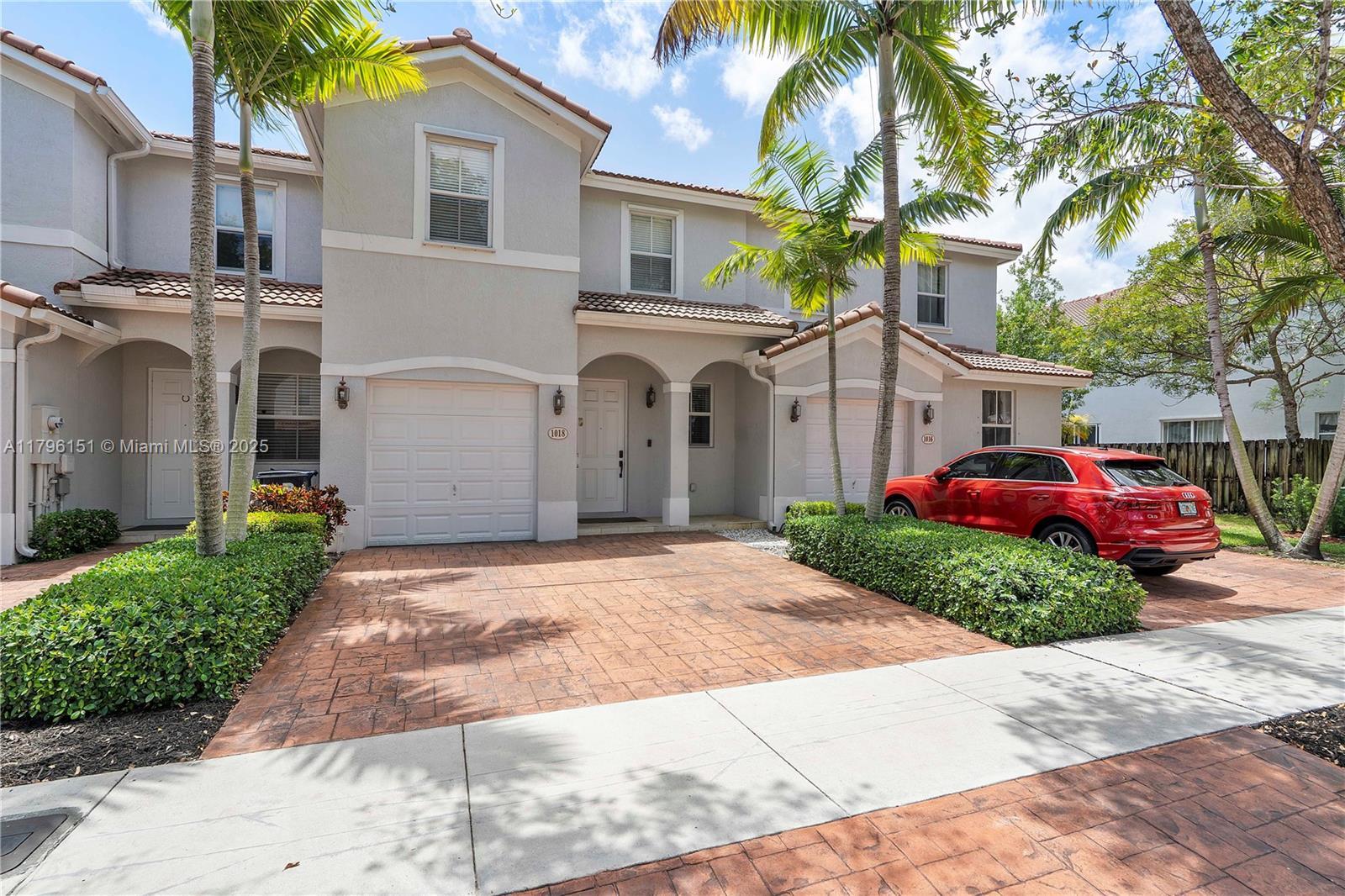 Picture of 1018 NE 208Th St, Miami, FL 33179
