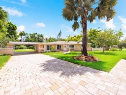 Picture of 10643 NE 10Th Pl, Miami Shores, FL 33138
