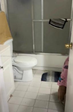 Picture of 6215 W 22Nd Ct # 15, Hialeah, FL 33016