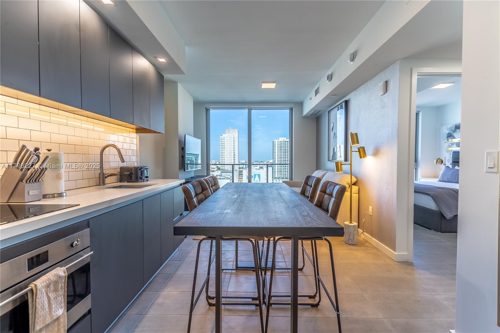 Picture of 227 NE 2Nd St # 2004, Miami, FL 33132