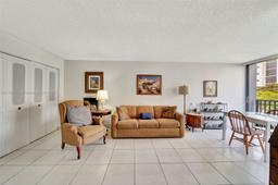 Picture of 16909 N Bay Rd # 405, Sunny Isles Beach, FL 33160