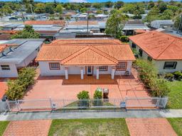 Picture of 330 W 48Th St, Hialeah, FL 33012
