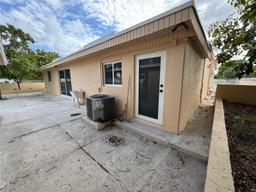 Picture of 4701 SW 104Th Ct, Miami, FL 33165