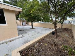 Picture of 4701 SW 104Th Ct, Miami, FL 33165