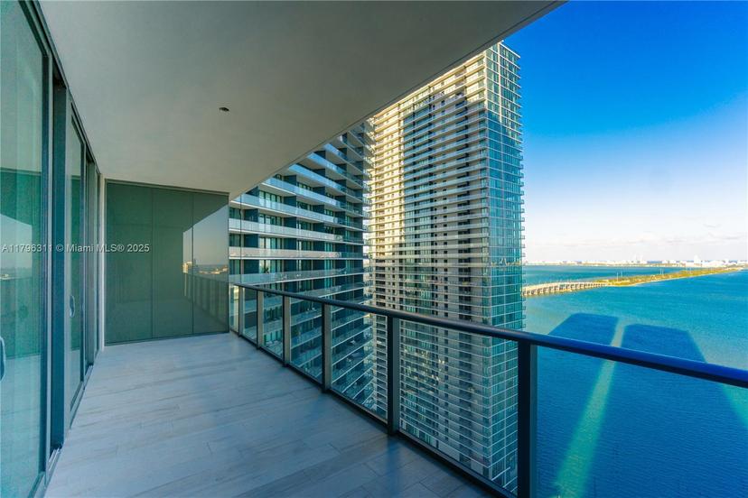 Picture of 480 NE 31St St # 2906, Miami FL 33137