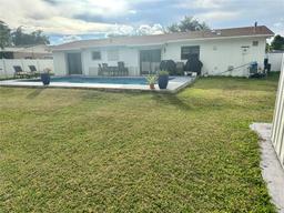 Picture of 18133 SW 93Rd Ave, Palmetto Bay, FL 33157