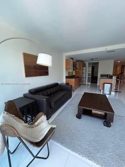 Picture of 2950 Ne 188 # 216, Aventura, FL 33180