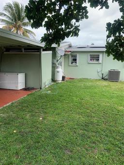 Picture of 17200 N Miami Ave, Miami, FL 33169