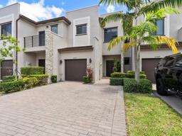 Picture of 20761 NE 2Nd Ct, North Miami, FL 33179