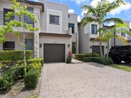 Picture of 20761 NE 2Nd Ct, North Miami, FL 33179