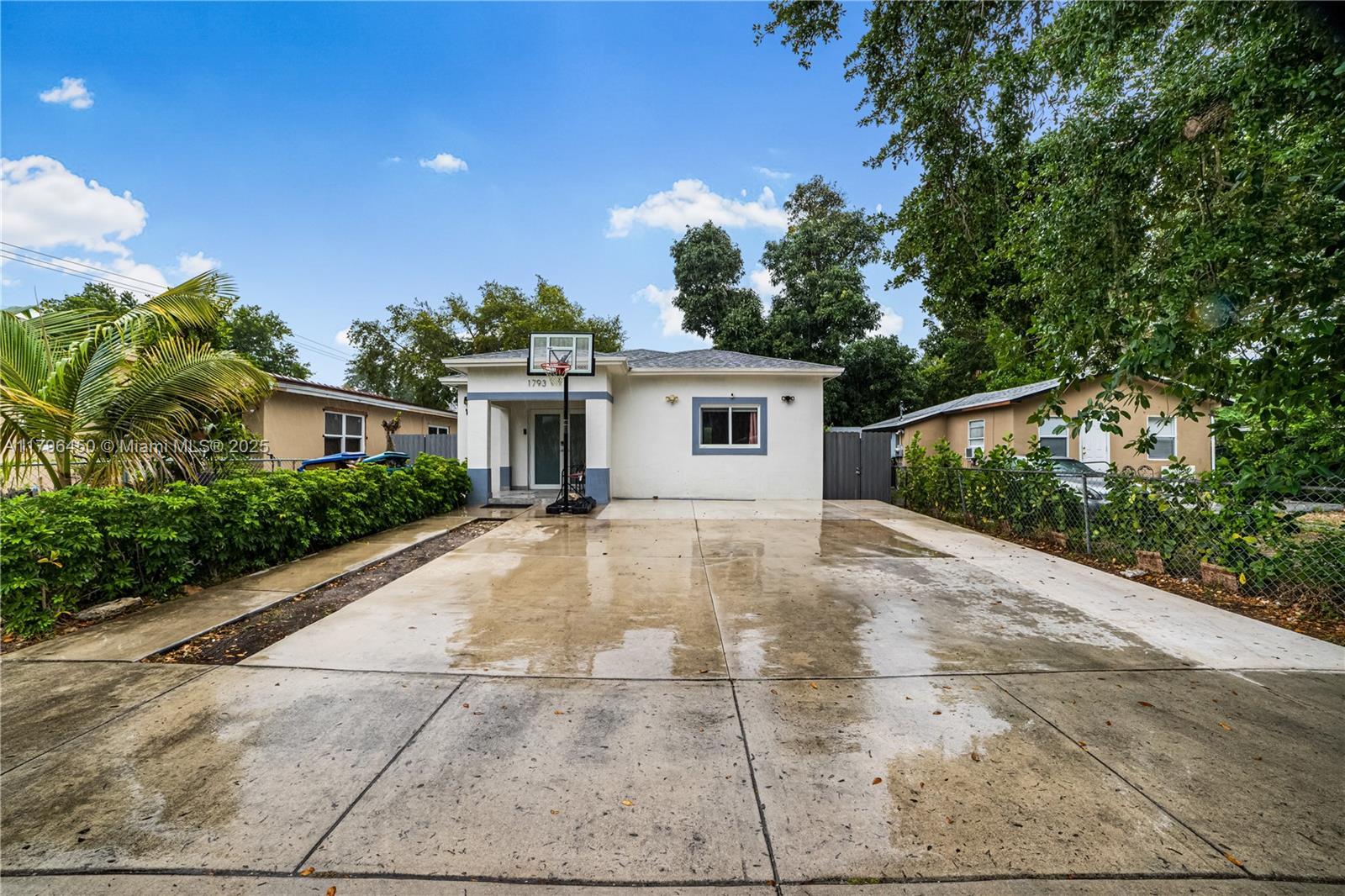 Picture of 1793 NW 93Rd Ter, Miami, FL 33147