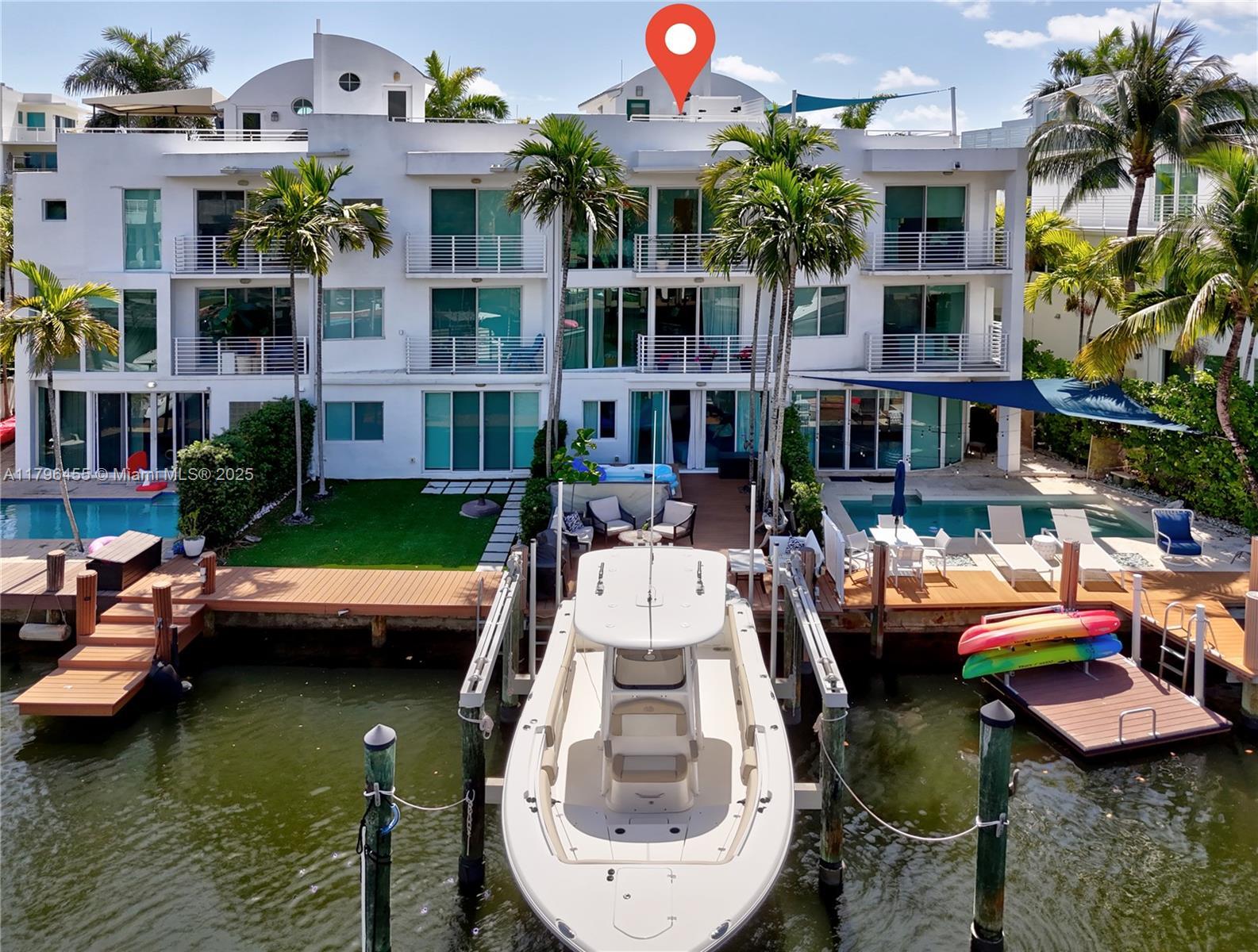 Picture of 429 Hendricks Isle, Fort Lauderdale, FL 33301