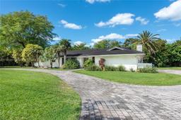 Picture of 12300 SW 67Th Ave, Pinecrest, FL 33156