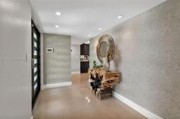 Picture of 14120 Leaning Pine Dr, Miami Lakes, FL 33014