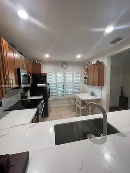 Picture of 12815 SW 71St Ln, Miami, FL 33183