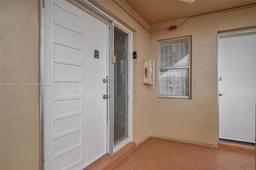 Picture of 1301 NE 191St St # F417, Miami, FL 33179