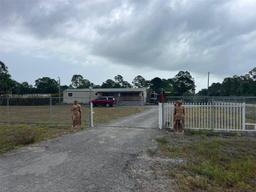Picture of 493 Camino Real Blvd, Clewiston, FL 33440