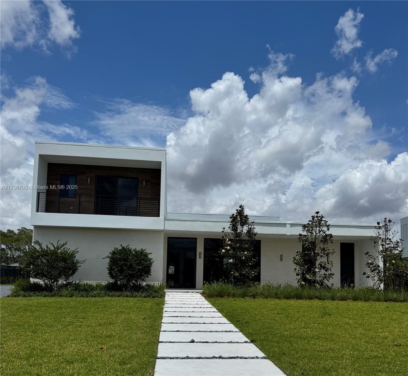 Picture of 16589 N Botaniko Dr N, Weston, FL 33326