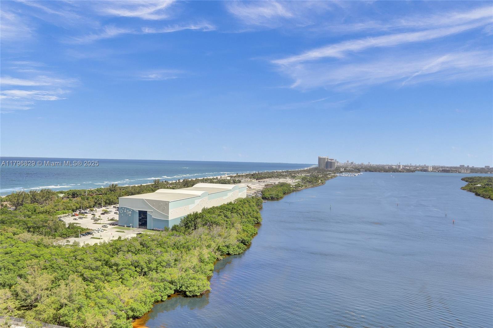 Picture of 300 Bayview Dr, Sunny Isles Beach, FL 33160