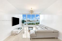 Picture of 100 S Pointe Drive # 903, Miami Beach, FL 33139
