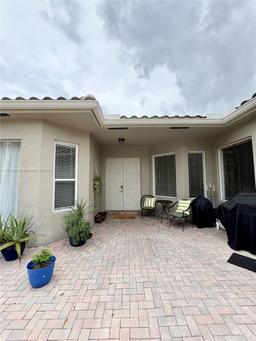 Picture of 16724 NW 8Th St, Pembroke Pines, FL 33028