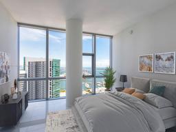 Picture of 851 NE 1St Ave, Miami, FL 33132